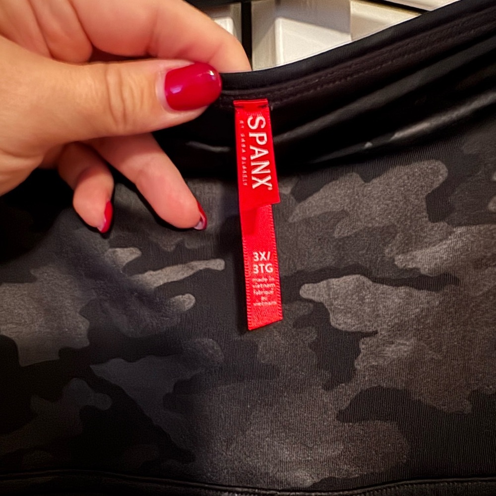 SPANX Black Camouflage Leggings